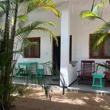 Moxy Bay Arugambay Hotel อารูกัมเบย์ ภายนอก รูปภาพ